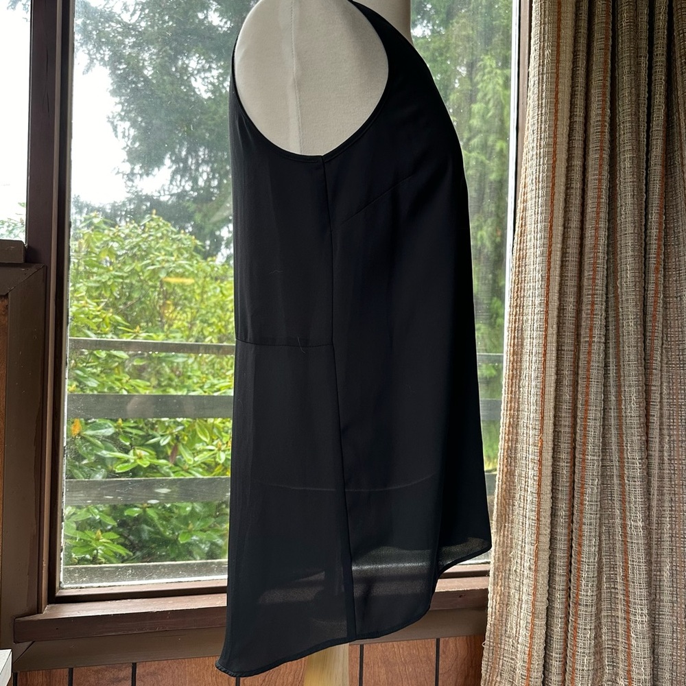 Mossimo • Indie Sleeze Open Slit Back Tunic - Picture 2 of 11